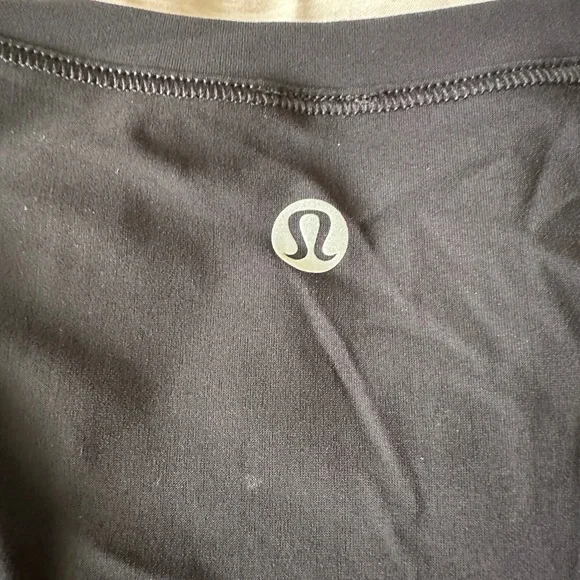 Lululemon Black Mesh Hem Long Sleeve Top – Approx. Size 8 - Picture 4 of 7